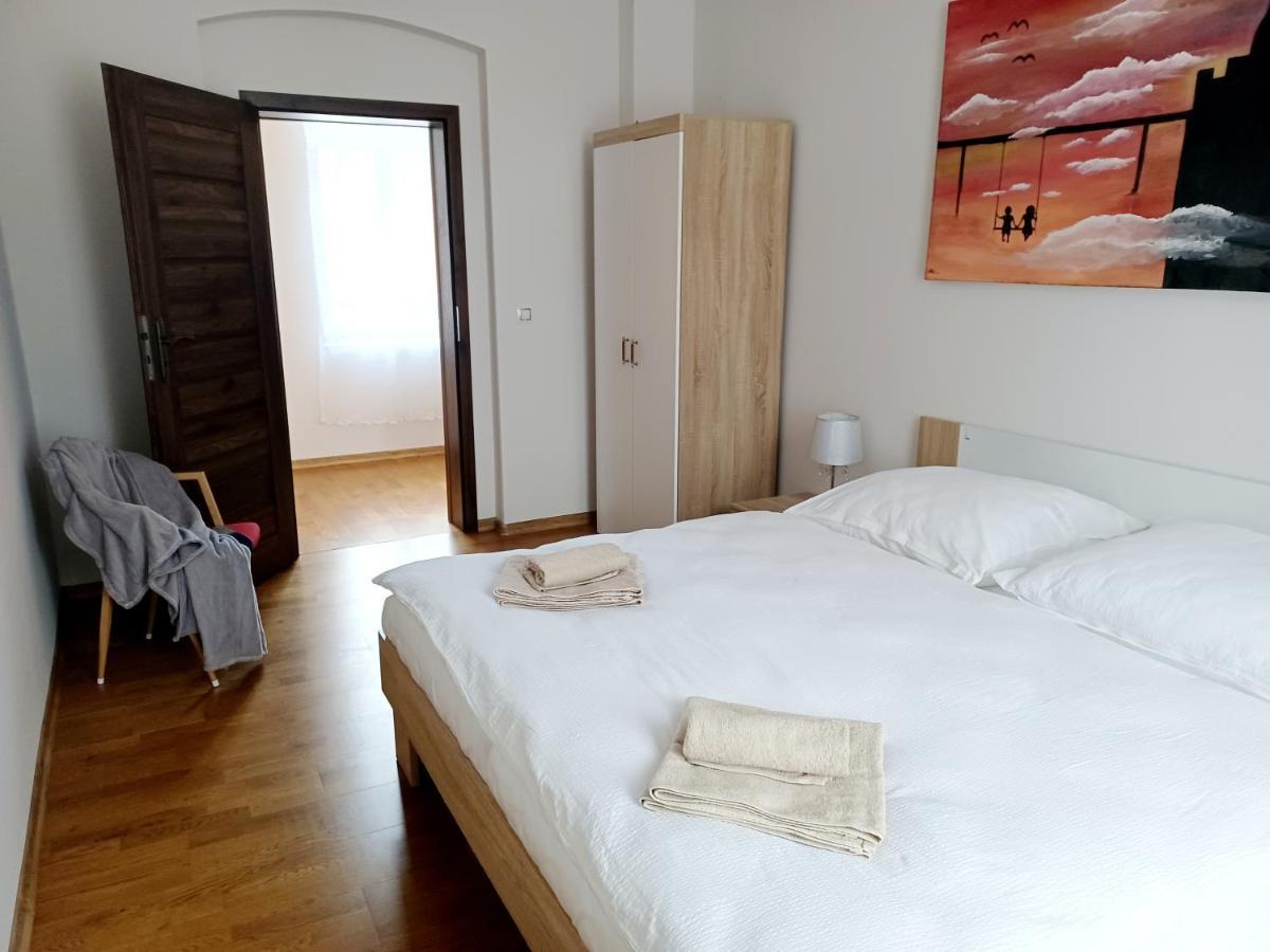 Mariánské Lázně Apartment Hlavni מראה חיצוני תמונה