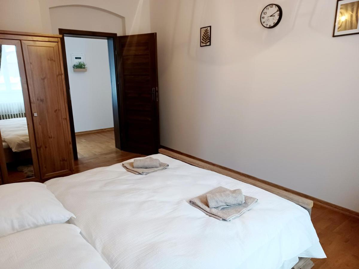 Mariánské Lázně Apartment Hlavni מראה חיצוני תמונה